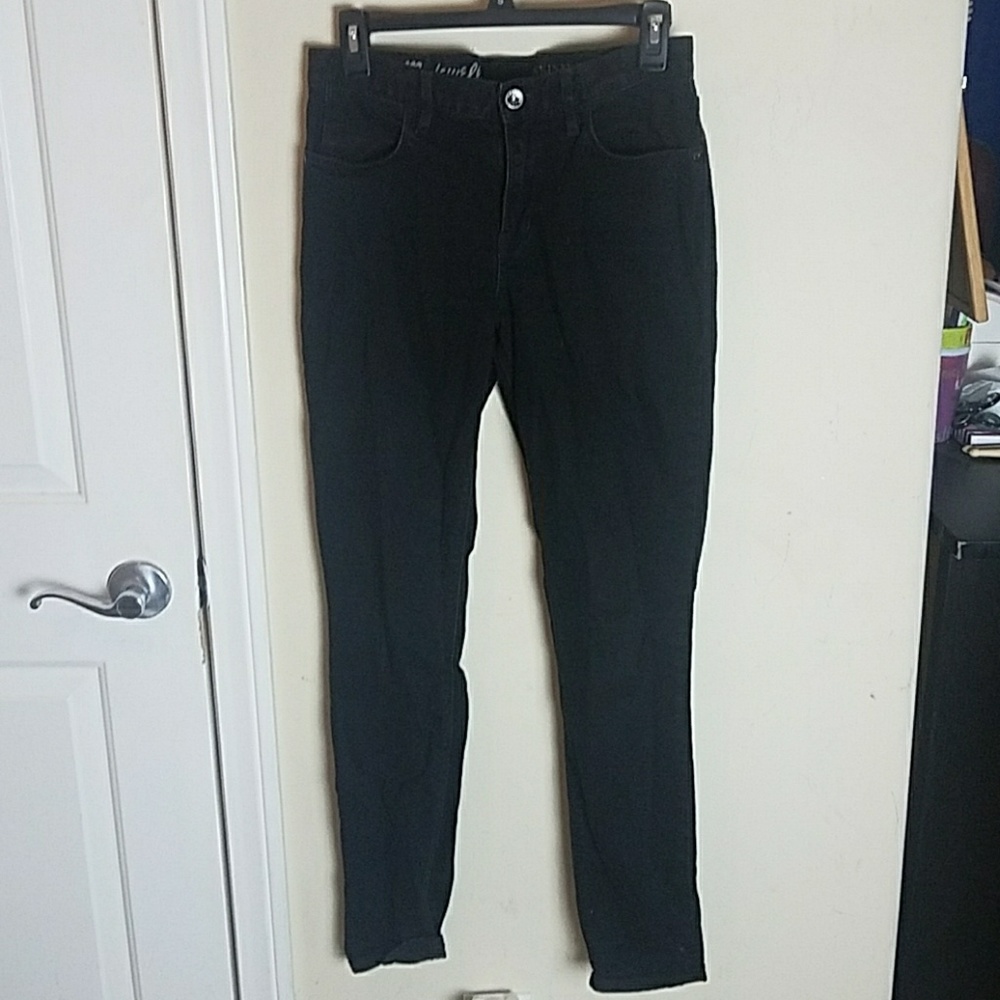 Black skinny jeans